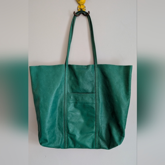 Banana Republic | Paige Pinking Sheers Tote, Kelly Green Leather Purse - Picture 2 of 16